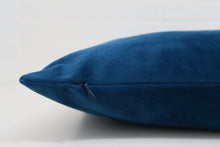 Load image into Gallery viewer, THEDA, 18x18&#39;&#39; - Pillow Cover