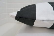 Load image into Gallery viewer, LORETTA, 18x18&#39;&#39; - Pillow Cover -