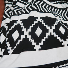 Load image into Gallery viewer, FOXI, THROW Blanket