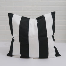 Load image into Gallery viewer, LORETTA, 18x18&#39;&#39; - Pillow Cover -