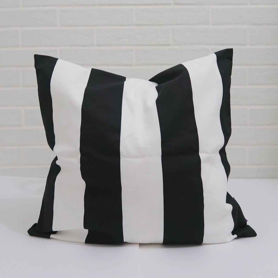 LORETTA, 18x18'' - Pillow Cover -