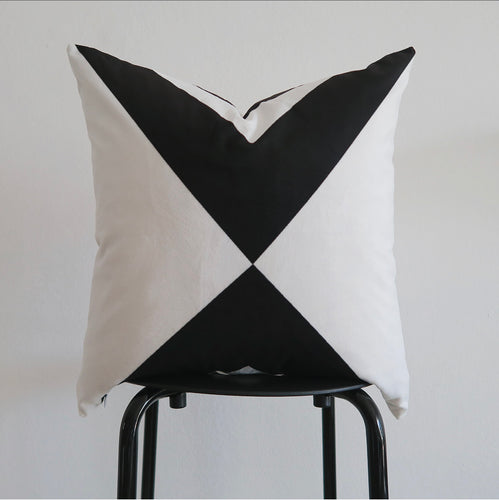 DAL, 18x18” - Pillow Cover