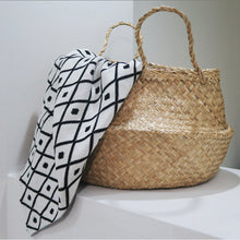 Load image into Gallery viewer, FOXI, THROW Blanket